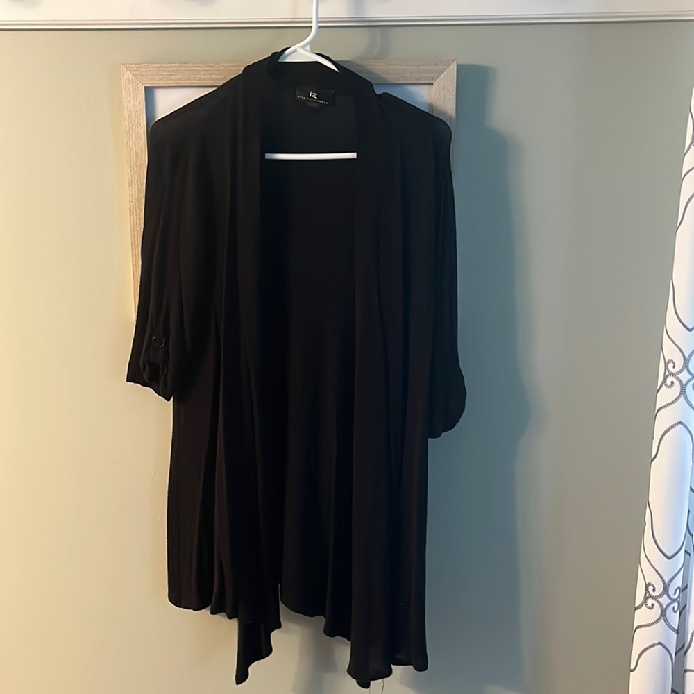 Black quarter sleeve cardigan size L